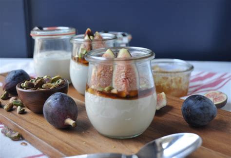 Fresh Figs With Mascarpone Honey And Pistachios