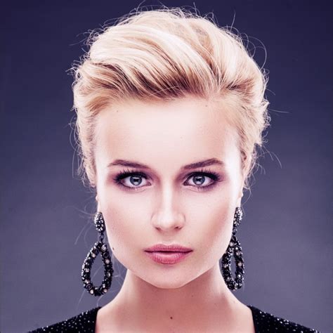 Celebrity Models Nude Polina Gagárina
