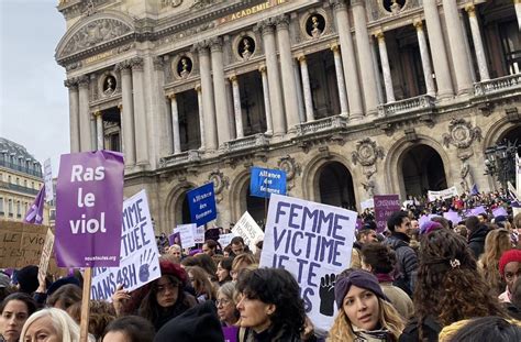 Manifestation Contre Les Violences Faites Aux Femmes Les Slogans Les Plus Marquants Le Parisien