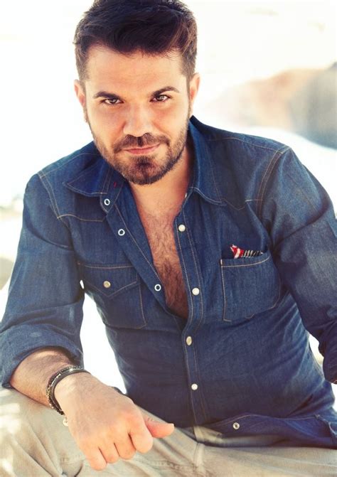 Kadir dogulu was born on 19 april 1982 in mersin, turkey. Kenan Doğulu Ankara Konseri