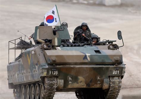 South Korea To Mass Produce New Hyundai Rotem K808 Kw2 Command Post Vehicle