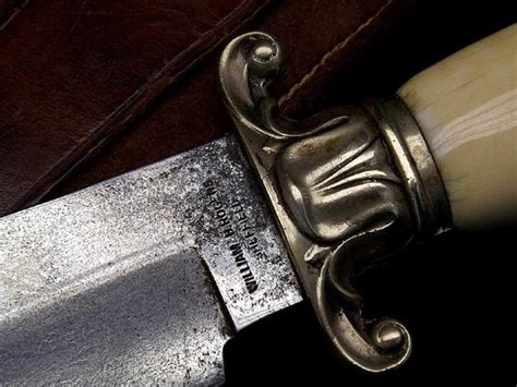 Sold Price Circa 1840s 1850s Large English Horse Head Bowie Knife
