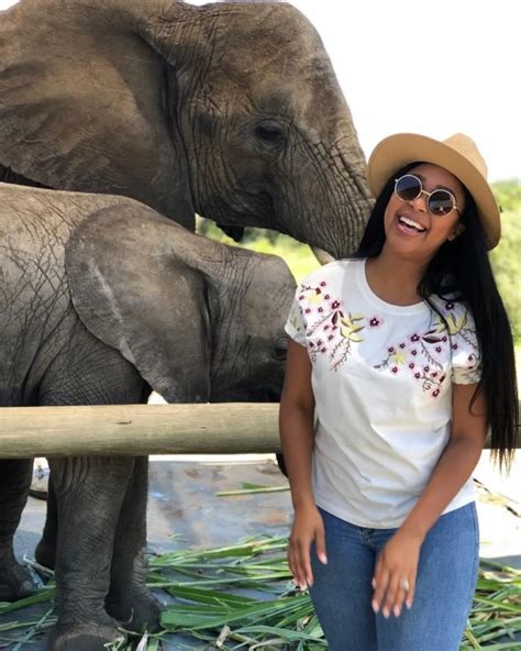 Minnie Dlamini Continues With Her Vacation As She Mingles With
