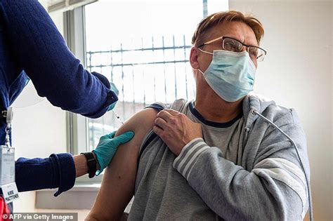 Hey folks, in this video i'll talk you through step by step how to do an nhs covid (coronavirus) home self test in the uk. Health - Express Digest