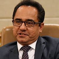 In 2000, he attended the insead senior management development program and the advanced management program at. Wan Zulkiflee Wan Ariffin / Outgoing Petronas CEO Wan Zul ...