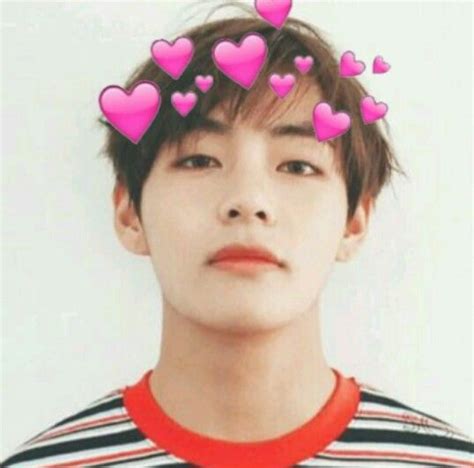 A place for fans of v (bts) to view, download, share, and discuss their favorite images, icons, photos and wallpapers. V icon Cute~~~ | Taehyung, White aesthetic, Bts jungkook