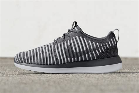 Nike Roshe Two Flyknit Wmns Grey Sneaker Freaker