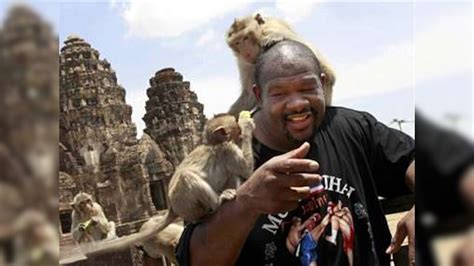 Riddick Bowe One Time Heavyweight Champ Now Muay Thai Fighter Firstpost