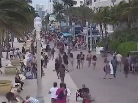 Florida Beach Shooting Live Nine Victims Shot At Miamis Hollywood