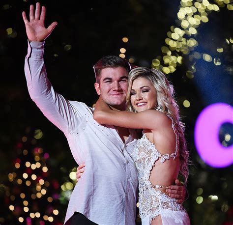 Dancing With The Stars Brings Out All The Moves For Finale Crowns