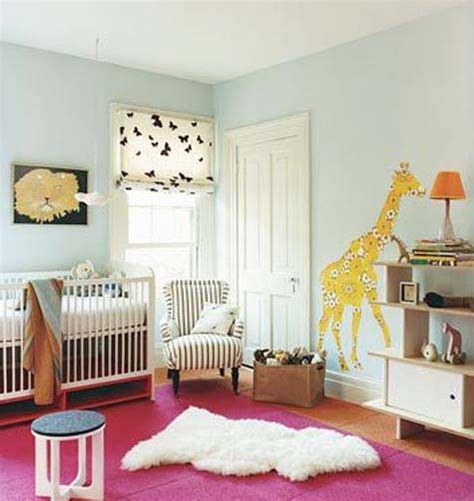 Babyzimmer einrichten gehört mit zu den schönsten dingen während einer schwangerschaft. mädchen babyzimmer einrichten mit wandtattii giraffe und ...