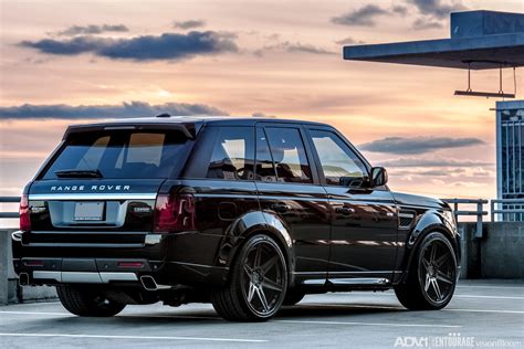 Delivering a more dynamic look, this pack pairs gloss black features with narvik black accents in elements including the front grille, bonnet and fender vents and mirror caps to give the vehicle an even greater presence. Black Range Rover Sport- ADV6 Track Spec CS - ADV.1 Wheels