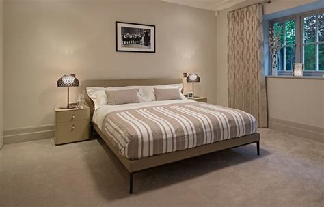 A stunning piece of furniture that will look great placed in a living room, hallway or bedroom. Modern bedroom with Taupe colour scheme