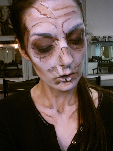 Tuto Comment Se Maquiller En Zombie Pour Halloween - Tuto : Comment Faire un Maquillage Halloween Zombie Facile