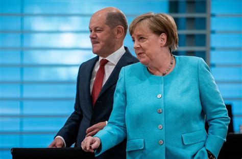 Angela merkel hier wohnt die kanzlerin. Angela Merkel im Corona-Höhenflug: Immer noch Herrin im ...