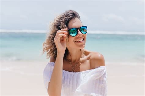 Free Photo Glamorous Woman In White Dress Enjoying Summer At Resort