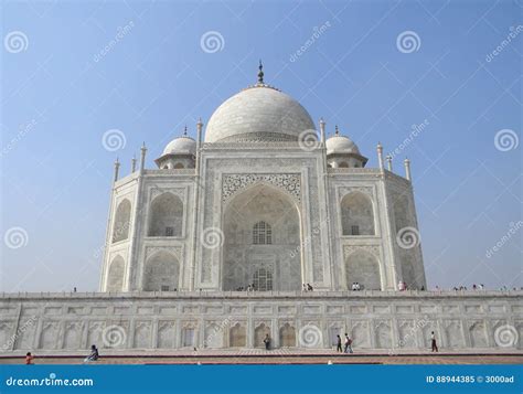 Taj Mahal Mausoleum Perspective Stock Image Image Of Portal Monument