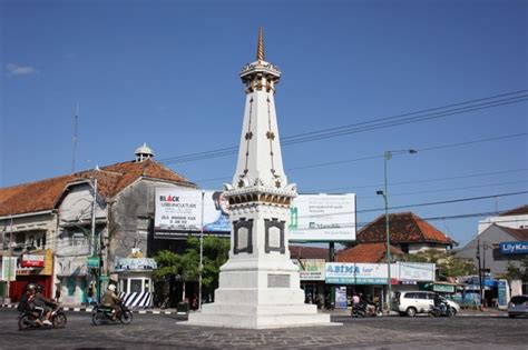 Central java indonesia jawa tengah jogja yogyakarta. 14 Kota di Indonesia Dengan Landmark Ikoniknya - Yuk Piknik