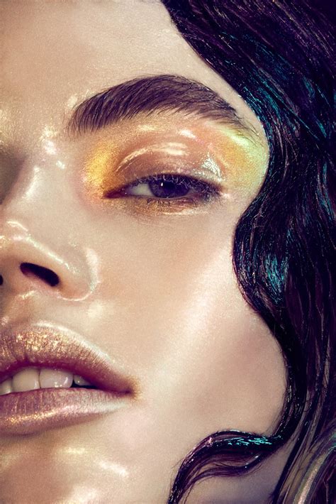 Eva Hooft Extreme Glossy Makeup Lips Beauty Photoshoot