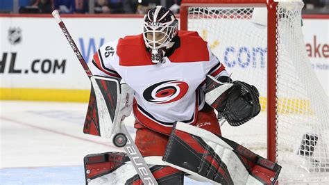Nhl Playoffs 2019 Hurricanes Backup Curtis Mcelhinney Unlikely Hero