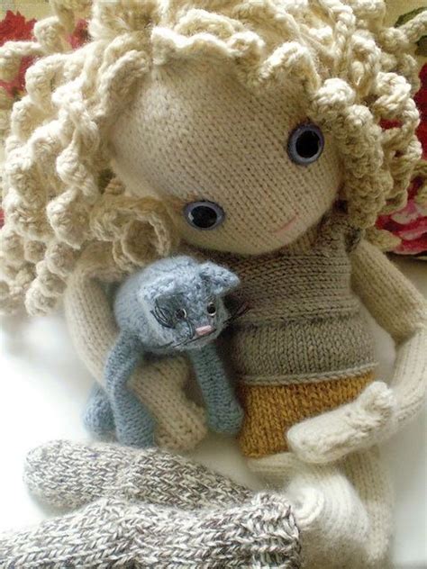 From the slight waves to the extra curly hair make learn how to embroider hair! knit doll | REPINNED - I like the curly hair and hand and finger detail | Make it? Knits and ...