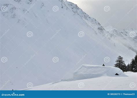 Swiss Alps Hut Landscape Stock Image Image Of Alps Winter 38530273