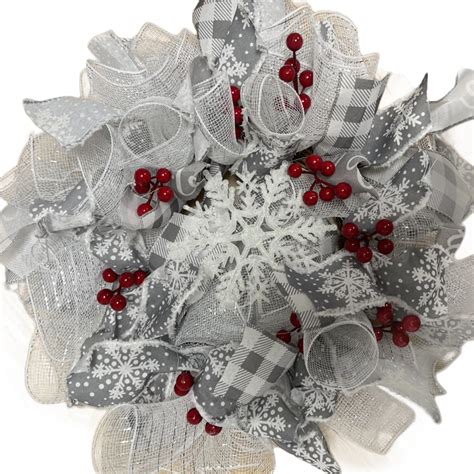 Artificial Christmas Snowflake Wreath For Front Door Fall Winter Wreath