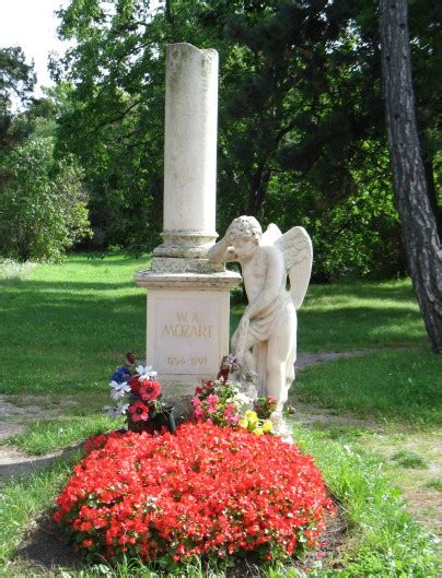 Das Wahre Grab Von Wolfgang Amadeus Mozart In Wien Foto And Bild