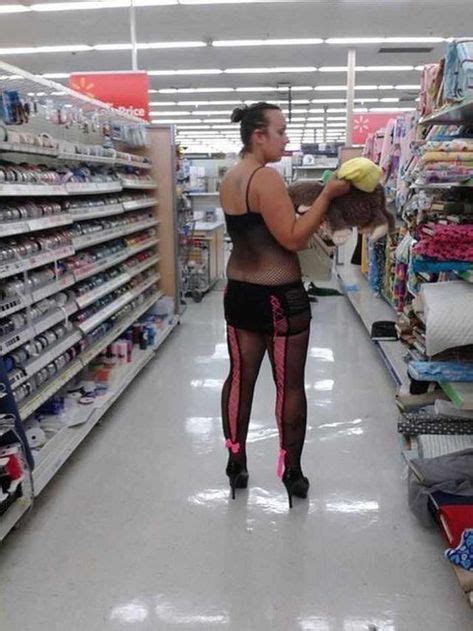 trashy dressed people of walmart these are the people of walmart her ie the website