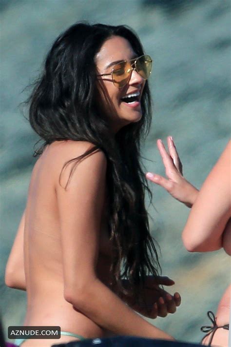 Shay Mitchell Sexy And Topless Photos Spotted On The Beach In Mykonos