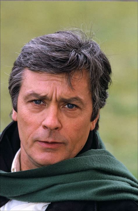 Alain delon, french film actor whose striking good looks helped make him one of the principal male stars of the french cinema in the 1960s and '70s. Alain Delon photo 297441 (avec images) | Delon, Actrice ...