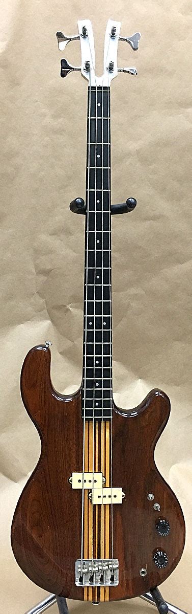 Kramer Dmz4001 Aluminum Neck Bass Guitar Chicago Pawners And Jewelers