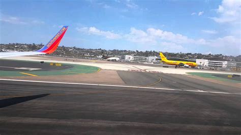 Takeoff From Lindbergh Field San Diego Youtube