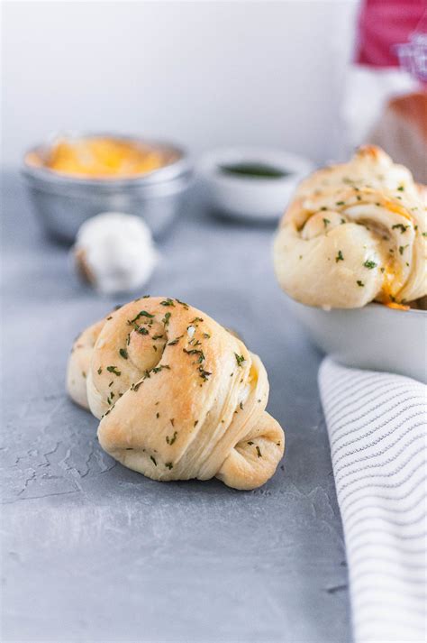 Garlic Knots Stuffed With Cheese Megs Everyday Indulgence