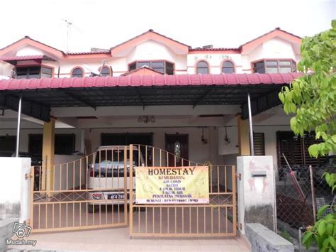12, taman bunga raya, k. gugusan homestay: kuala kangsar homestay