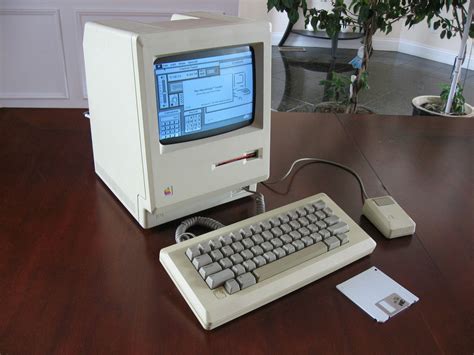 Fotogalerie Apple Macintosh 1984 Lupacz