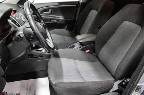 Varje enskild butik har en egen butikssida. Kia CEED | Fordonsmäklarna