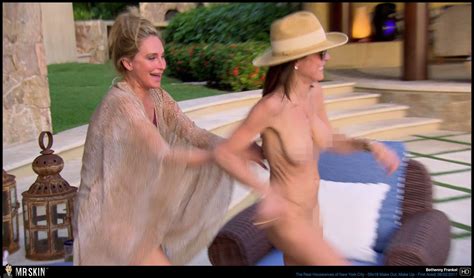 Naked Bethenny Frankel In The Real Housewives Of New York City