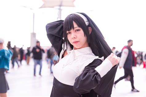 『コミケ99』コスプレ広場 ウマ娘、原神、エヴァの美女レイヤーに大行列 Sirabee20220103comiket Cosplayer40