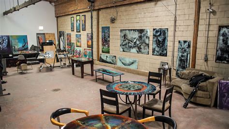 Studio Art Gallery In A Warehouse Space Chicago Il Rent It On Splacer