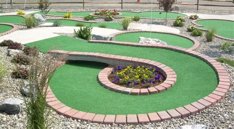 Custom made miniature golf obstacles. Coyote Drive-In adding miniature golf, holding holiday ...