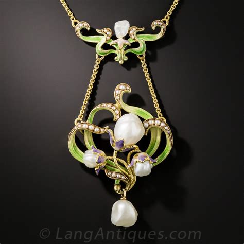 About Art Nouveau Jewelry