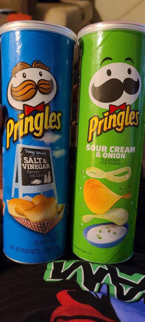 The Old Pringles Logo Is Better Imo Rpics