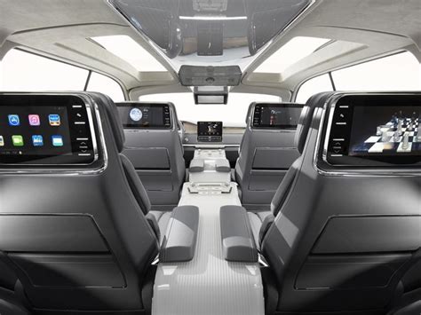 The Lincoln Navigator Concept Is Out Of This World