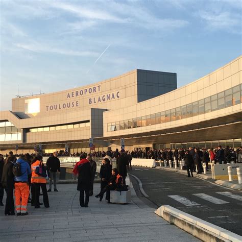 Breaking Toulouse Airport Evacuated Due To Security Reason Airlive