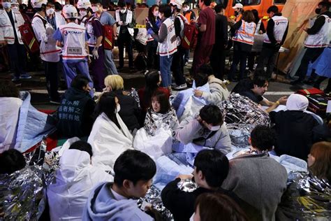 Halloween Stampede In Seoul Leaves At Least 149 Dead The Star