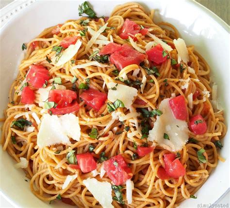 Spaghetti Pomodoro Is Delicious In Its Simplicity Spaghetti Tomatoes