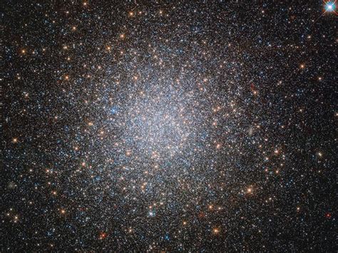 Hubble Captures Globular Cluster Ngc 2419 With Multiple Generations Of