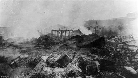 Harrowing Photos Show The Horror Of The First World War Daily Mail Online
