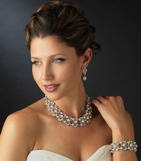 Pearl And Rhinestone Bridal Choker Jewelry Set With Bracelet